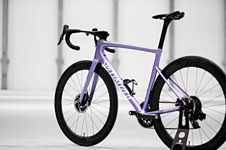 Used Specialized Tarmac SL8 Pro - SRAM Force eTAP AXS 2025 2025 Road & Gravel, Purple — image 7 of 10