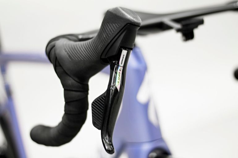 Used Specialized Tarmac SL8 Pro - SRAM Force eTAP AXS 2025 2025 Road & Gravel, Purple — image 5 of 10