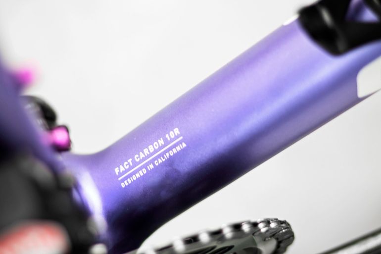 Used Specialized Tarmac SL8 Pro - SRAM Force eTAP AXS 2025 2025 Road & Gravel, Purple — image 8 of 10