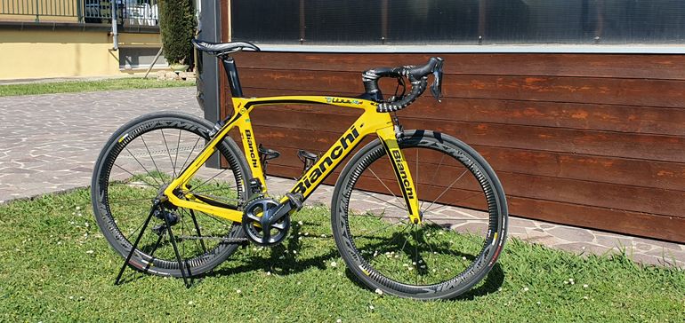 Brugt Bianchi Oltre XR4 - Ultegra Di2 2022 2022 Road & Gravel — billede 1 af 3