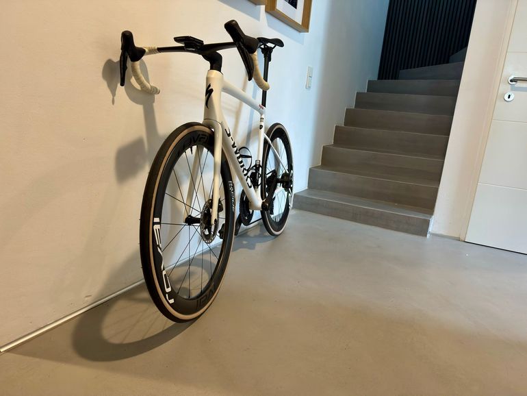 Used Specialized S-Works Tarmac SL8 - Shimano Dura-Ace Di2 2024 2024 Road & Gravel, White,  — image 3 of 3