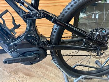 Used Specialized Turbo Levo 3 Comp Alloy 2023 2023 Mountainbike, Black, 29, 27.5 — image 8 of 9