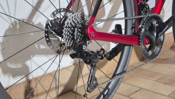 Used Trek Domane SL 5 2021 2021 Road & Gravel, Red — image 4 of 12