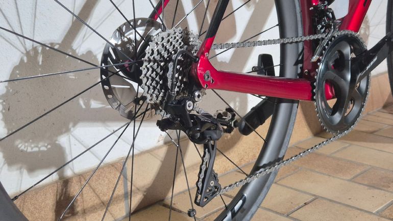 Used Trek Domane SL 5 2021 2021 Road & Gravel, Red — image 4 of 12
