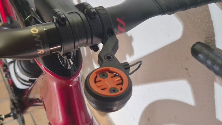 Used Trek Domane SL 5 2021 2021 Road & Gravel, Red — image 9 of 12
