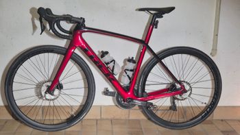 Used Trek Domane SL 5 2021 2021 Road & Gravel, Red — image 2 of 12