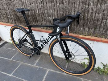 Tweedehands Factor Ostro Gravel SRAM Force eTap AXS w/ Power Meter 2023 2023 Road & Gravel, ,  — afbeelding 6 van 11