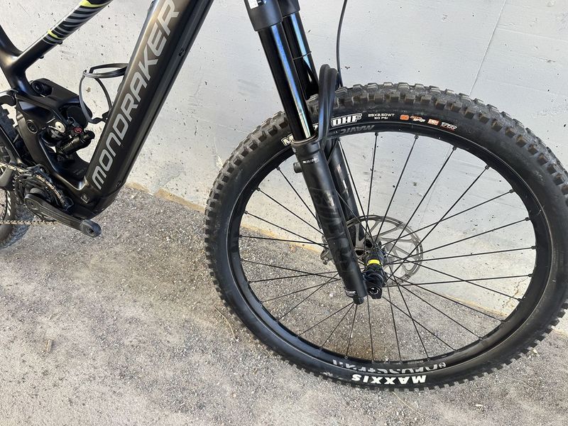 Used Mondraker SLY RR 2025 2025 Mountainbike, Black, 29 — image 8 of 15