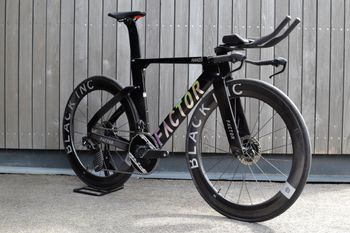 Factor Factor Hanzo V2 Shimano Dura Ace Di2 2025 2025 Road & Gravel d'occasion, ,  — image 2 sur 5