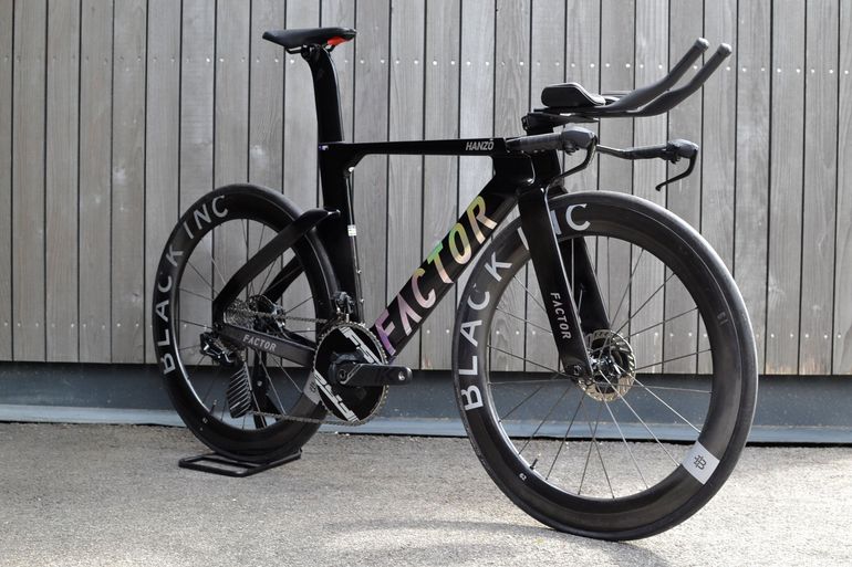 Factor Factor Hanzo V2 Shimano Dura Ace Di2 2025 2025 Road & Gravel d'occasion, ,  — image 2 sur 5
