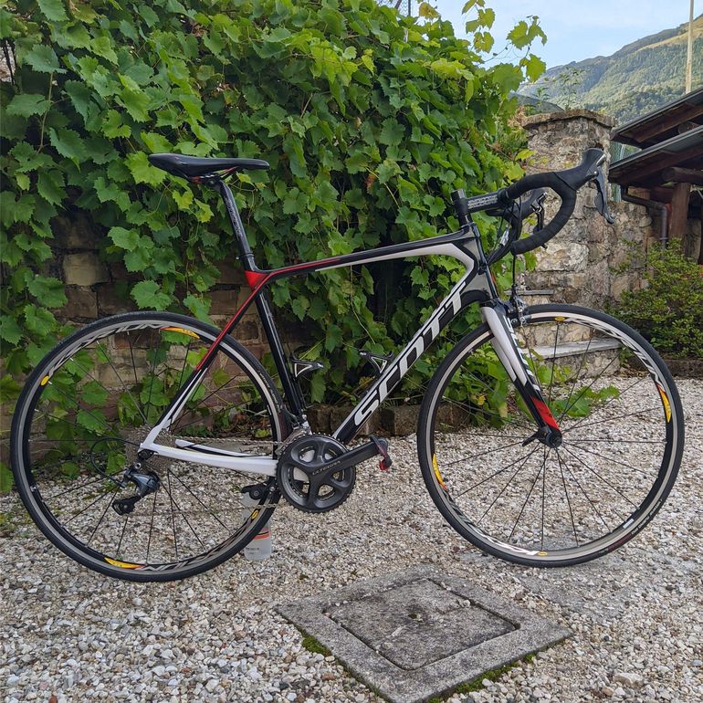 Scott Solace Shimano Ultegra 2016 Road & Gravel d'occasion, ,  — image 1 sur 4