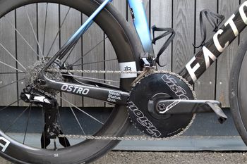 Factor Ostro VAM V2 Shimano Dura Ace Di2 2025 2025 Road & Gravel d'occasion — image 4 sur 5