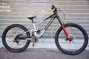 Used Mondraker Summum SRAM GX DH 2027 Mountainbike, White — image 2 of 3