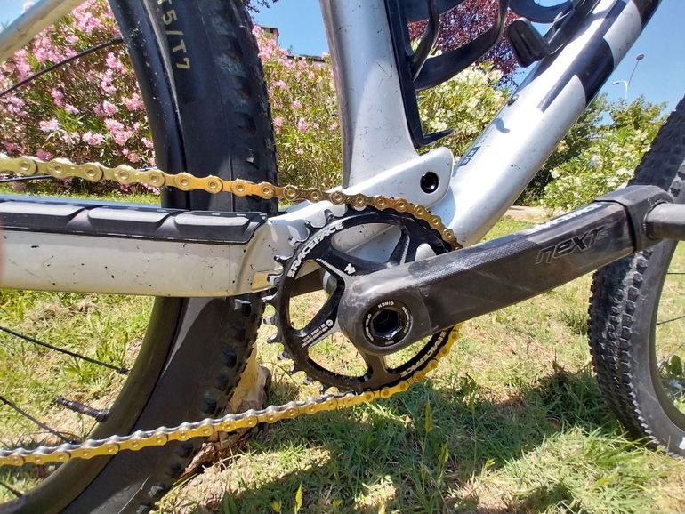 Used Trek Supercaliber SLR 9.8 XT Gen 2 2024 2024 Mountainbike, Light Gray, 29 — image 3 of 7