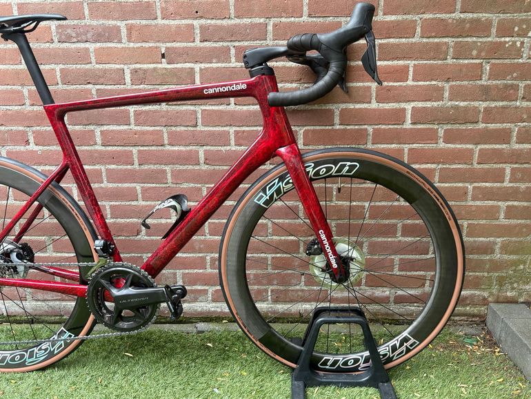 Cannondale SuperSix EVO Shimano Ultegra Di2 2025 Road & Gravel d'occasion, ,  — image 2 sur 9