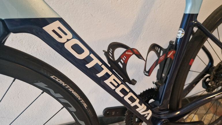 Used Bottecchia Aerospace Shimano 105 Di2 2025 Road & Gravel, Blue,  — image 8 of 26