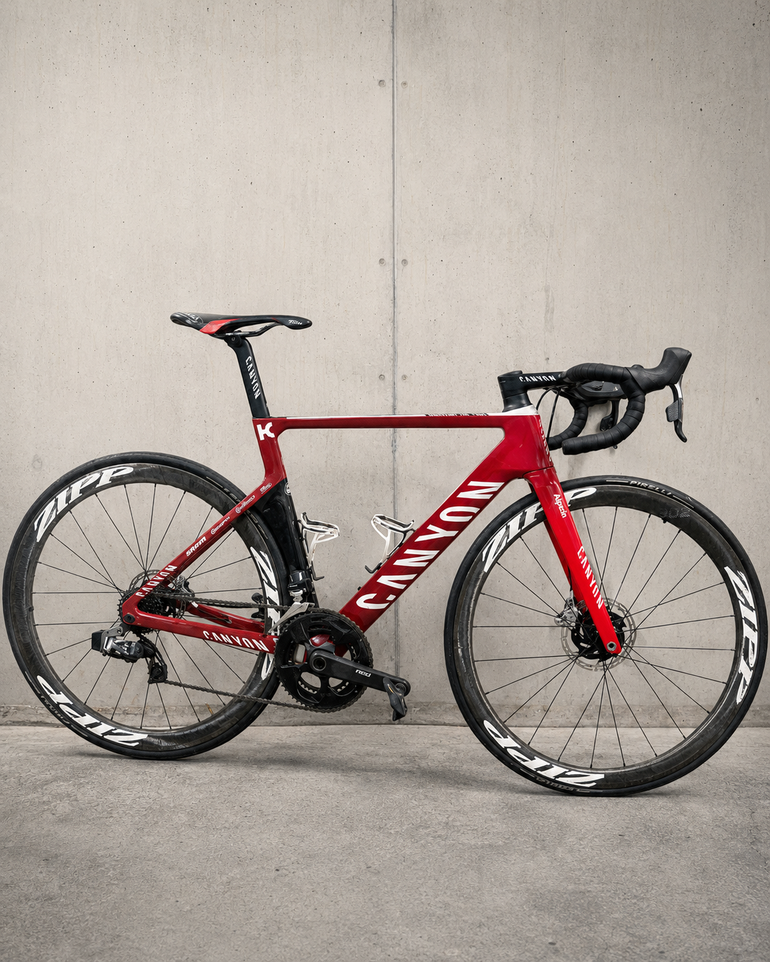 Gebrauchtes Canyon Aeroad CF SLX Disc 9.0 SL 2019 2019 Road & Gravel, Rot,  — Bild 1 von 5