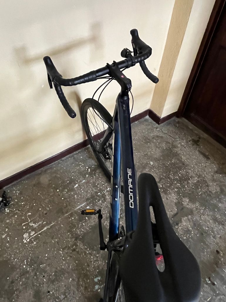 Tweedehands Trek Domane AL 2 Disc 2022 2022 Road & Gravel — afbeelding 6 van 7