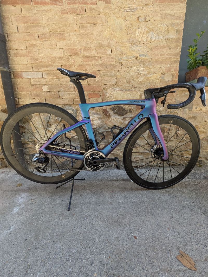 Used Pinarello DOGMA F RED ETAP AXS Disc 2022 2022 Road & Gravel