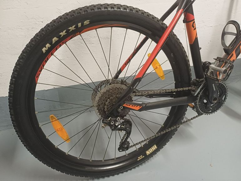 Used Scott scale Custom Shimano Deore XT 2015 Mountainbike, Black — image 6 of 6