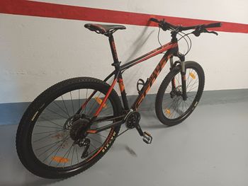 Used Scott scale Custom Shimano Deore XT 2015 Mountainbike, Black — image 2 of 6