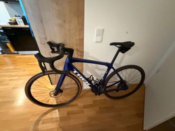 Trek Domane SL 6 Gen 4 2025 2025 Road & Gravel d'occasion, ,  — image 2 sur 7