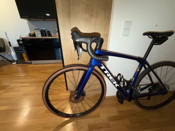 Trek Domane SL 6 Gen 4 2025 2025 Road & Gravel d'occasion, ,  — image 5 sur 7