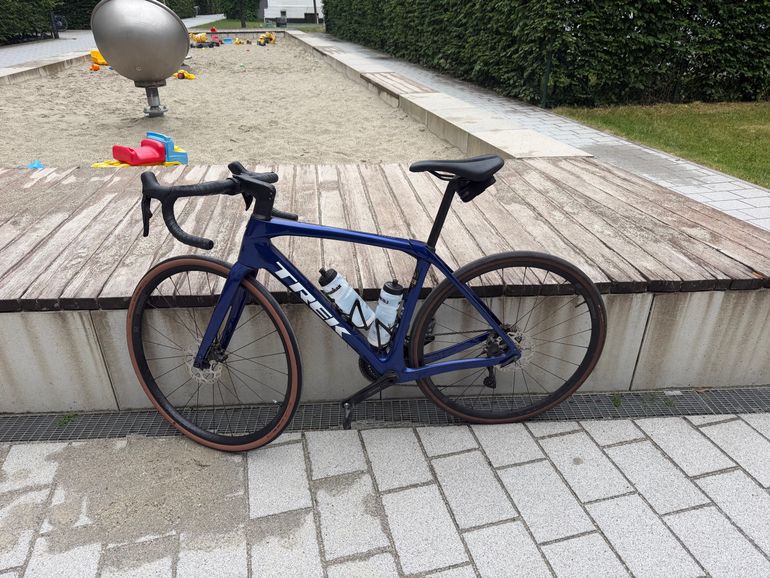 Trek Domane SL 6 Gen 4 2025 2025 Road & Gravel d'occasion, ,  — image 1 sur 7