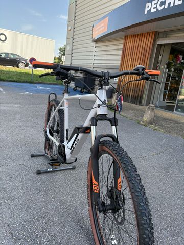 Gebrauchtes BULLS Lt Shimano Altus 2024 Mountainbike, Weiß — Bild 2 von 4