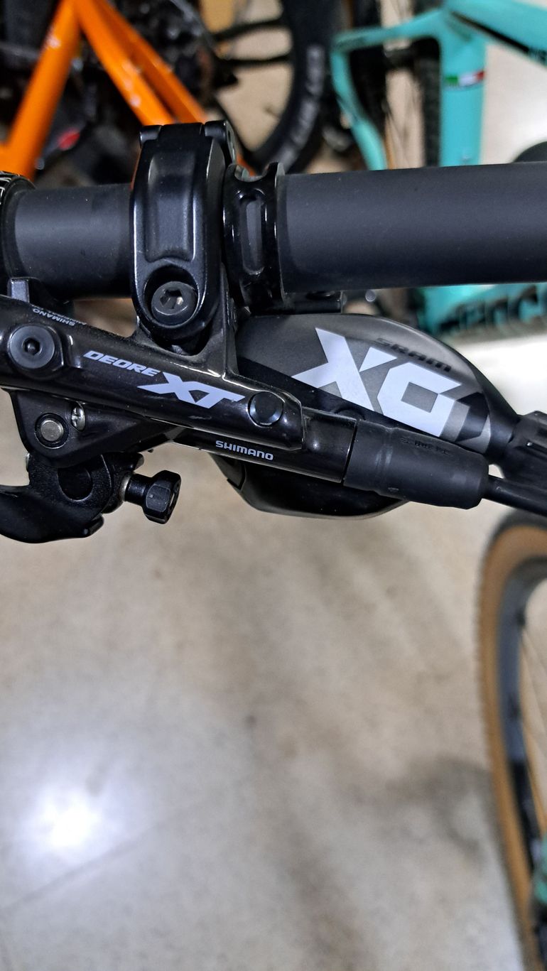 Gebrauchtes Bianchi Methanol CV RS 9.1 XX1 Eagle AXS 2023 2023 Mountainbike, Blau, 29 — Bild 11 von 12