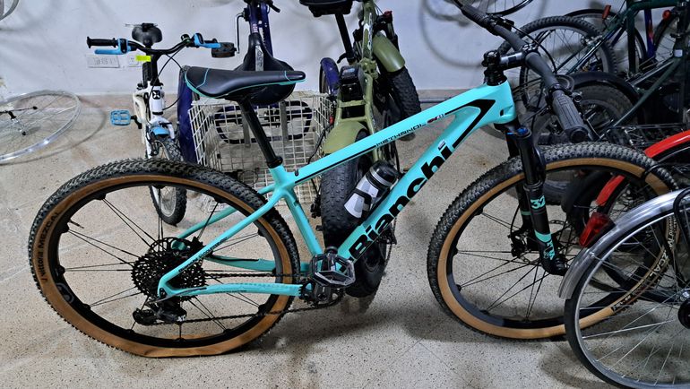 Gebrauchtes Bianchi Methanol CV RS 9.1 XX1 Eagle AXS 2023 2023 Mountainbike, Blau, 29 — Bild 1 von 12