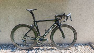 Używany Pinarello F10 Rim DURA ACE 2017 2017 Road & Gravel