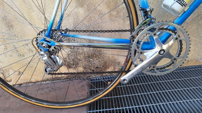 Used Pinarello Montello Campagnolo Chorus 1988 Road & Gravel, Blue — image 1 of 8
