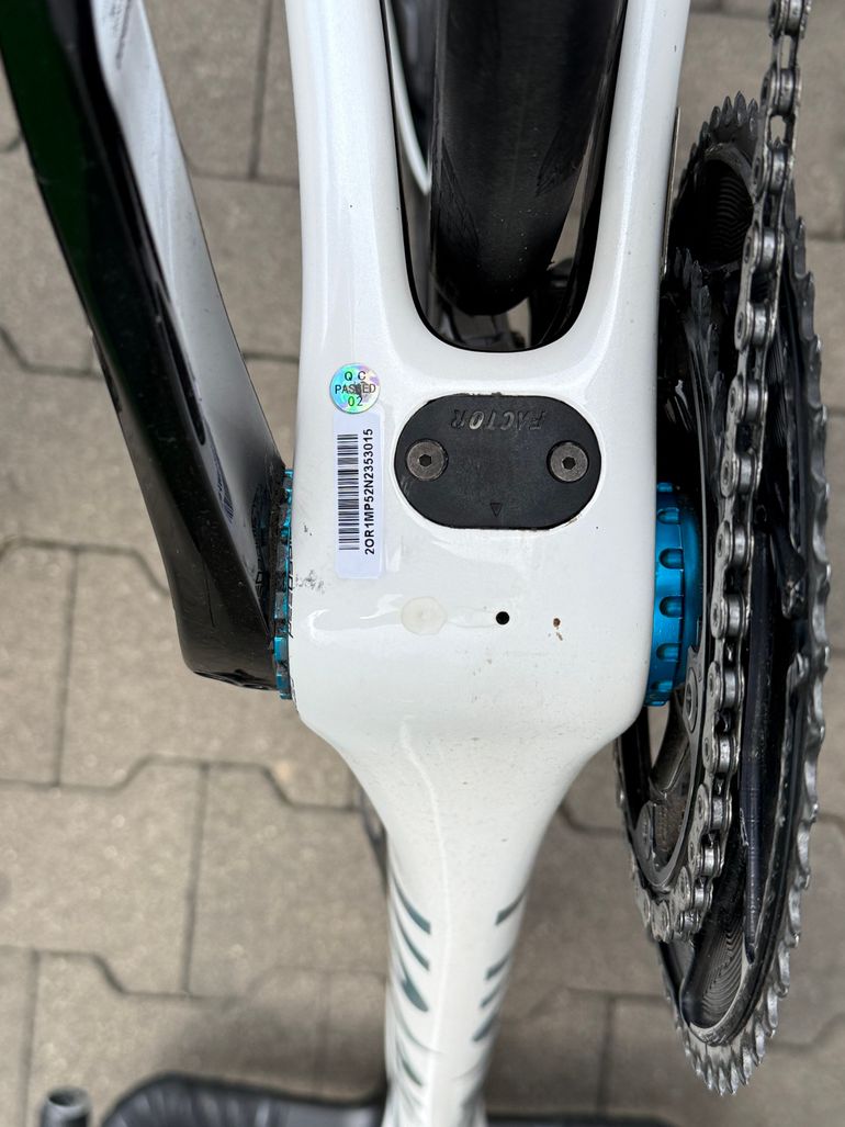 Used Factor OSTRO VAM - Shimano Dura-Ace 2024 2024 Road & Gravel, White — image 10 of 11