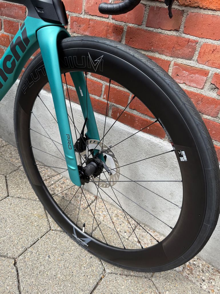 Used Bianchi Oltre SRAM Force eTap AXS 2026 Road & Gravel, Green — image 4 of 17