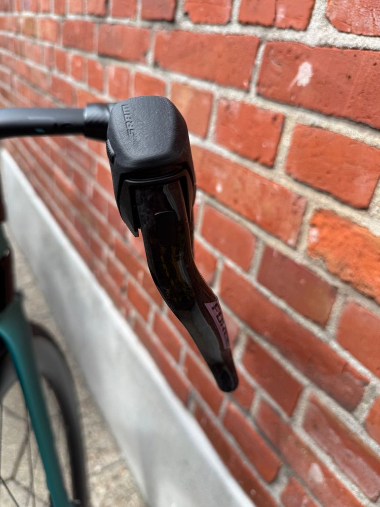 Used Bianchi Oltre SRAM Force eTap AXS 2026 Road & Gravel, Green — image 5 of 17