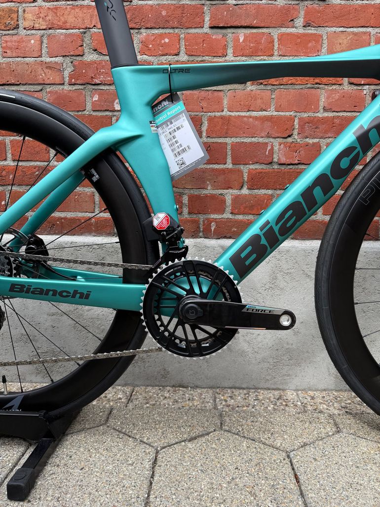 Used Bianchi Oltre SRAM Force eTap AXS 2026 Road & Gravel, Green — image 3 of 17