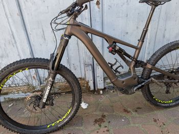 Used Specialized Turbo Kenevo Comp 2020 2020 Mountainbike, Green, 27.5 — image 3 of 8
