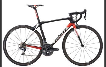Giant TCR Advanced Pro Team 2019 2019 Road & Gravel d'occasion — image 2 sur 3