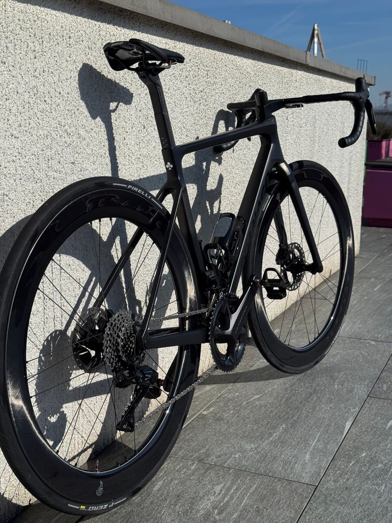 Used Colnago V4Rs Shimano Dura Ace Di2 2025 2025 Road & Gravel, Black,  — image 8 of 9