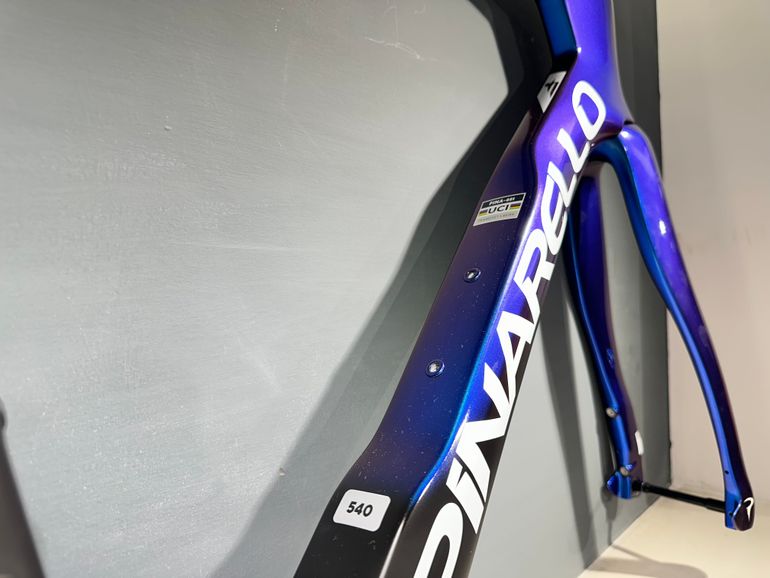 Used Pinarello Dogma F Luxtor Shiny Blue Size 54 Frameset Frameset 2026 Road & Gravel, Blue — image 4 of 15