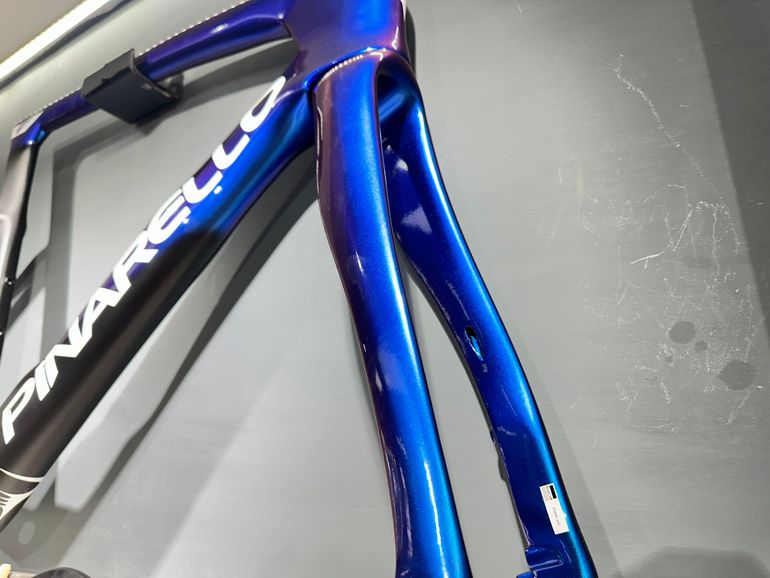 Used Pinarello Dogma F Luxtor Shiny Blue Size 54 Frameset Frameset 2026 Road & Gravel, Blue — image 7 of 15