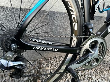 Used Pinarello Dogma Shimano Dura Ace Di2 2016 Road & Gravel, Black — image 9 of 11