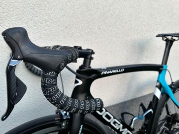 Used Pinarello Dogma Shimano Dura Ace Di2 2016 Road & Gravel, Black — image 4 of 11
