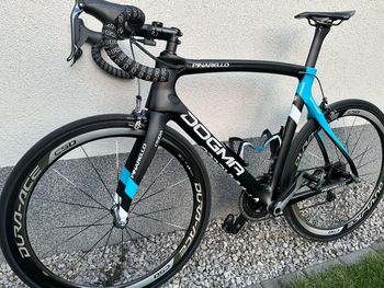 Tweedehands Pinarello Dogma Shimano Dura Ace Di2 2016 Road & Gravel — afbeelding 3 van 11