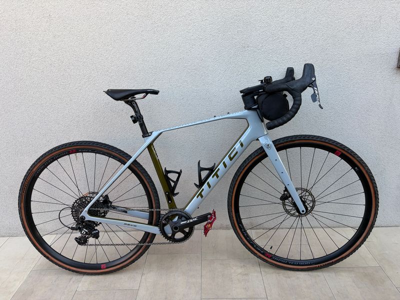 Titici Revo 2024 Road & Gravel de segunda mano