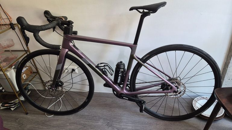 Tweedehands Cannondale Supersix EVO 2022 Road & Gravel — afbeelding 5 van 14