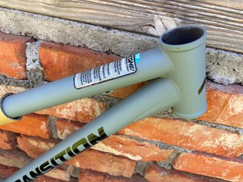 Used Transition PBJ Frameset 2025 Frameset 2025 Mountainbike, Light Gray, 26 — image 2 of 7