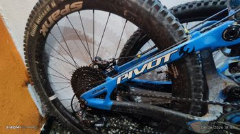 Used Pivot Mach 6 Carbon 2015 Mountainbike, Blue — image 3 of 7