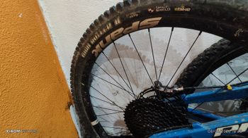 Used Pivot Mach 6 Carbon 2015 Mountainbike, Blue — image 7 of 7